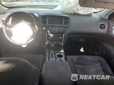 Zdjęcie 8 z 14 samochodu: 2014 NISSAN PATHFINDER S VIN:5N1AR2MM9EC610192 - miniatura