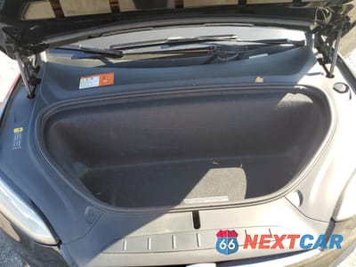 Zdjęcie 12 z 15 samochodu: 2018 TESLA MODEL X VIN:5YJXCAE2XJF113494 - miniatura
