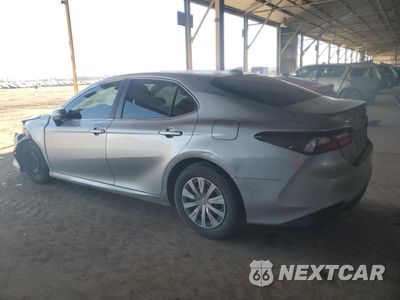 Drugie zdjęcie samochodu z przodu: 2022 TOYOTA CAMRY LE VIN:4T1C31AKXNU573817 - miniatura