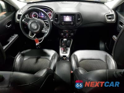 Zdjęcie 8 z 12 samochodu: 2018 JEEP COMPASS LATITUDE VIN:3C4NJDBB4JT350261 - miniatura