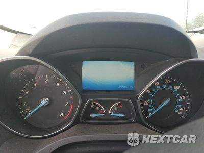 Zdjęcie 9 z 15 samochodu: 2016 FORD ESCAPE SE VIN:1FMCU0G7XGUC05358 - miniatura