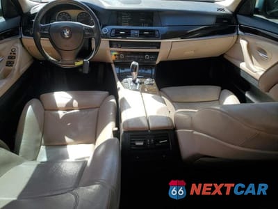 Zdjęcie 8 z 12 samochodu: 2013 BMW 535 XI VIN:WBAFU7C57DDU76384 - miniatura