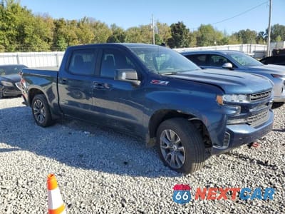Czwarte zdjęcie samochodu z boku: 2019 CHEVROLET SILVERADO K1500 RST VIN:1GCUYEED7KZ131122 - miniatura