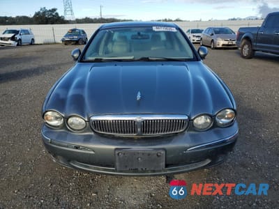 Piąte zdjęcie samochodu w środku: 2002 JAGUAR X-TYPE 2.5 VIN:SAJEA51DX2XC80042 - miniatura