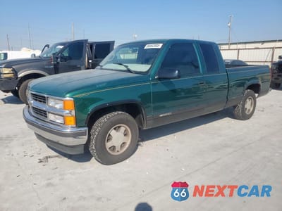 1999 CHEVROLET GMT-400 C1500 1GCEC19R6XR128964 - główne zdjęcie licytacji z USA - miniatura
