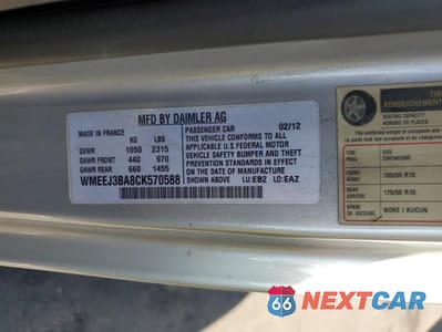 Zdjęcie 12 z 12 samochodu: 2012 SMART FORTWO PURE VIN:WMEEJ3BA8CK570588 - miniatura