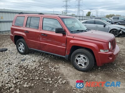 Czwarte zdjęcie samochodu z boku: 2009 JEEP PATRIOT VIN:1J4FT28A69D140645 - miniatura