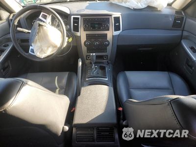 Zdjęcie 8 z 16 samochodu: 2008 JEEP GRAND CHEROKEE LAREDO VIN:1J8GR48K88C232754 - miniatura