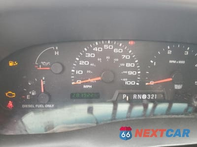 Zdjęcie 9 z 13 samochodu: 2003 FORD F350 SUPER VIN:1FTWX33P13ED23352 - miniatura