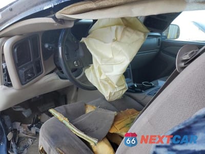 Zdjęcie 8 z 12 samochodu: 2003 GMC YUKON XL C1500 VIN:1GKEC16Z33J281464 - miniatura