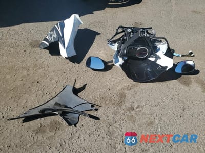 Zdjęcie 9 z 10 samochodu: 2011 SUZUKI GSX-R600 VIN:JS1GN7FA2B2102863 - miniatura