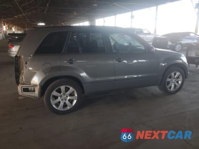 Trzecie zdjęcie samochodu z tyłu: 2010 SUZUKI GRAND VITARA JLX VIN:JS3TE1D90A4110166 - miniatura