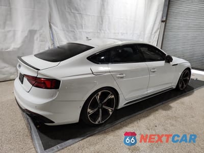 Trzecie zdjęcie samochodu z tyłu: 2019 AUDI RS5 VIN:WUABWDF51KA901542 - miniatura