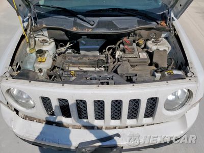 Zdjęcie 12 z 15 samochodu: 2016 JEEP PATRIOT LATITUDE VIN:1C4NJPFA6GD682056 - miniatura