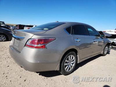 Trzecie zdjęcie samochodu z tyłu: 2015 NISSAN ALTIMA 2.5 VIN:1N4AL3AP4FN368806 - miniatura