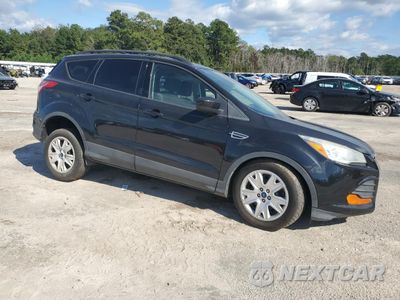 Czwarte zdjęcie samochodu z boku: 2013 FORD ESCAPE S VIN:1FMCU0F70DUA69240 - miniatura