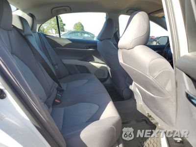 Zdjęcie 10 z 13 samochodu: 2018 TOYOTA CAMRY L VIN:4T1B11HK4JU587794 - miniatura