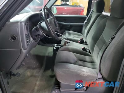 Zdjęcie 7 z 11 samochodu: 2004 CHEVROLET SILVERADO K1500 VIN:1GCEK19T04E136527 - miniatura