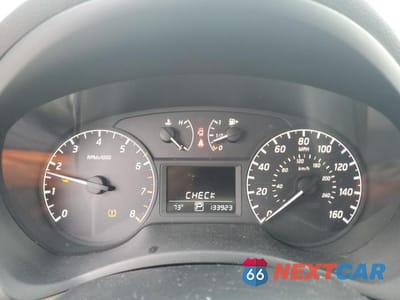 Zdjęcie 9 z 13 samochodu: 2016 NISSAN SENTRA S VIN:3N1AB7AP8GY330393 - miniatura