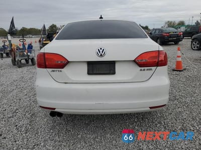 Zdjęcie 6 z 12 samochodu: 2011 VOLKSWAGEN JETTA SEL VIN:3VWLZ7AJ6BM353133 - miniatura