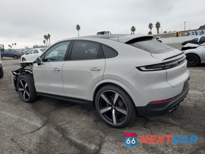Drugie zdjęcie samochodu z przodu: 2025 PORSCHE CAYENNE COUPE VIN:WP1BA2AY9SDA31537 - miniatura