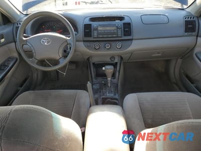 Zdjęcie 8 z 11 samochodu: 2005 TOYOTA CAMRY LE VIN:4T1BE32K95U010192 - miniatura