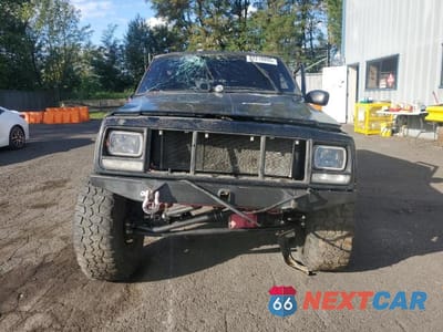 Piąte zdjęcie samochodu w środku: 1999 JEEP CHEROKEE SE VIN:1J4FT28P3XL595475 - miniatura