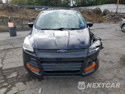 Piąte zdjęcie samochodu w środku: 2013 FORD ESCAPE S VIN:1FMCU0F74DUD76474 - miniatura