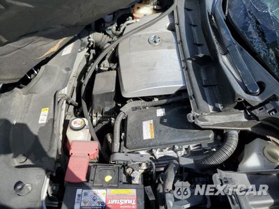 Zdjęcie 12 z 13 samochodu: 2017 TOYOTA PRIUS VIN:JTDKBRFU8H3570372 - miniatura