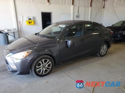 2017 TOYOTA YARIS IA 3MYDLBYV4HY156257 - główne zdjęcie licytacji z USA - miniatura