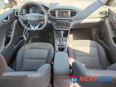 Zdjęcie 8 z 14 samochodu: 2019 HYUNDAI IONIQ SEL VIN:KMHC75LC6KU119397 - miniatura
