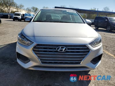 Piąte zdjęcie samochodu w środku: 2022 HYUNDAI ACCENT SE VIN:3KPC24A68NE154925 - miniatura