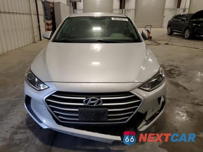 Piąte zdjęcie samochodu w środku: 2017 HYUNDAI ELANTRA SE VIN:KMHD84LF1HU215517 - miniatura