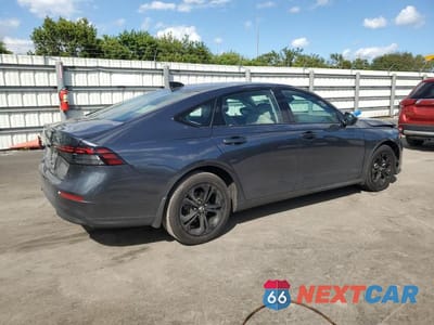 Trzecie zdjęcie samochodu z tyłu: 2025 HONDA ACCORD SE VIN:1HGCY1F42SA032873 - miniatura