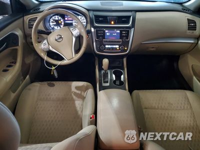 Zdjęcie 8 z 12 samochodu: 2017 NISSAN ALTIMA 2.5 VIN:1N4AL3AP6HC493143 - miniatura