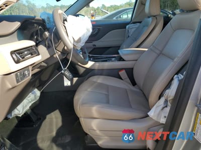 Zdjęcie 7 z 15 samochodu: 2023 LINCOLN AVIATOR VIN:5LM5J6WC0PGL11056 - miniatura