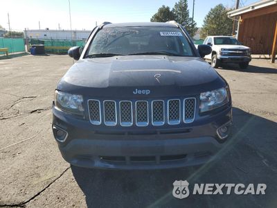 Piąte zdjęcie samochodu w środku: 2017 JEEP COMPASS LATITUDE VIN:1C4NJDEB3HD126698 - miniatura