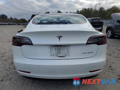 Zdjęcie 6 z 13 samochodu: 2018 TESLA MODEL 3 VIN:5YJ3E1EBXJF134712 - miniatura