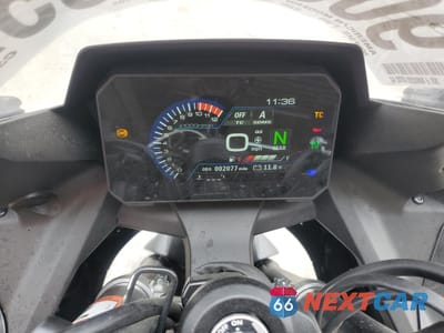 Zdjęcie 7 z 10 samochodu: 2025 SUZUKI GSX800 F VIN:JS1EM13B6S7100072 - miniatura