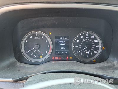 Zdjęcie 9 z 14 samochodu: 2019 HYUNDAI TUCSON SE VIN:KM8J2CA43KU919404 - miniatura