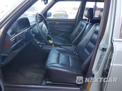 Zdjęcie 7 z 12 samochodu: 1991 MERCEDES-BENZ 560 SEL VIN:WDBCA39E0MA571884 - miniatura