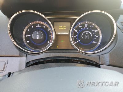 Zdjęcie 9 z 12 samochodu: 2014 HYUNDAI SONATA SE VIN:5NPEC4AC4EH871250 - miniatura