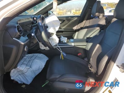 Zdjęcie 7 z 14 samochodu: 2024 MERCEDES-BENZ C 300 VIN:W1KAF4GB1RR219243 - miniatura