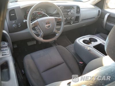Zdjęcie 8 z 14 samochodu: 2011 GMC SIERRA K1500 SL VIN:1GTR2UEA4BZ306627 - miniatura