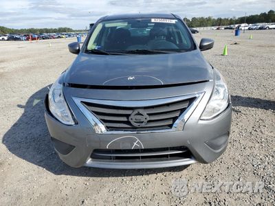 Piąte zdjęcie samochodu w środku: 2016 NISSAN VERSA S VIN:3N1CN7AP8GL821060 - miniatura