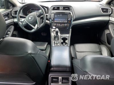 Zdjęcie 8 z 15 samochodu: 2018 NISSAN MAXIMA 3.5S VIN:1N4AA6AP2JC389987 - miniatura