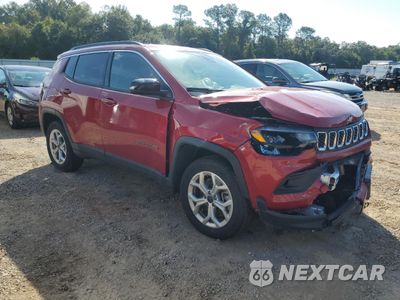 Czwarte zdjęcie samochodu z boku: 2025 JEEP COMPASS LATITUDE VIN:3C4NJDBN8ST524991 - miniatura