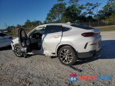 Drugie zdjęcie samochodu z przodu: 2021 BMW X6 SDRIVE 40I VIN:5UXCY4C05M9F19282 - miniatura
