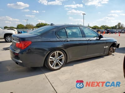 Trzecie zdjęcie samochodu z tyłu: 2010 BMW 750 I VIN:WBAKA8C50ACY35931 - miniatura