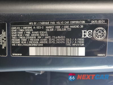 Zdjęcie 14 z 15 samochodu: 2021 VOLVO XC60 T6 MOMENTUM VIN:LYVA22RKXMB873049 - miniatura